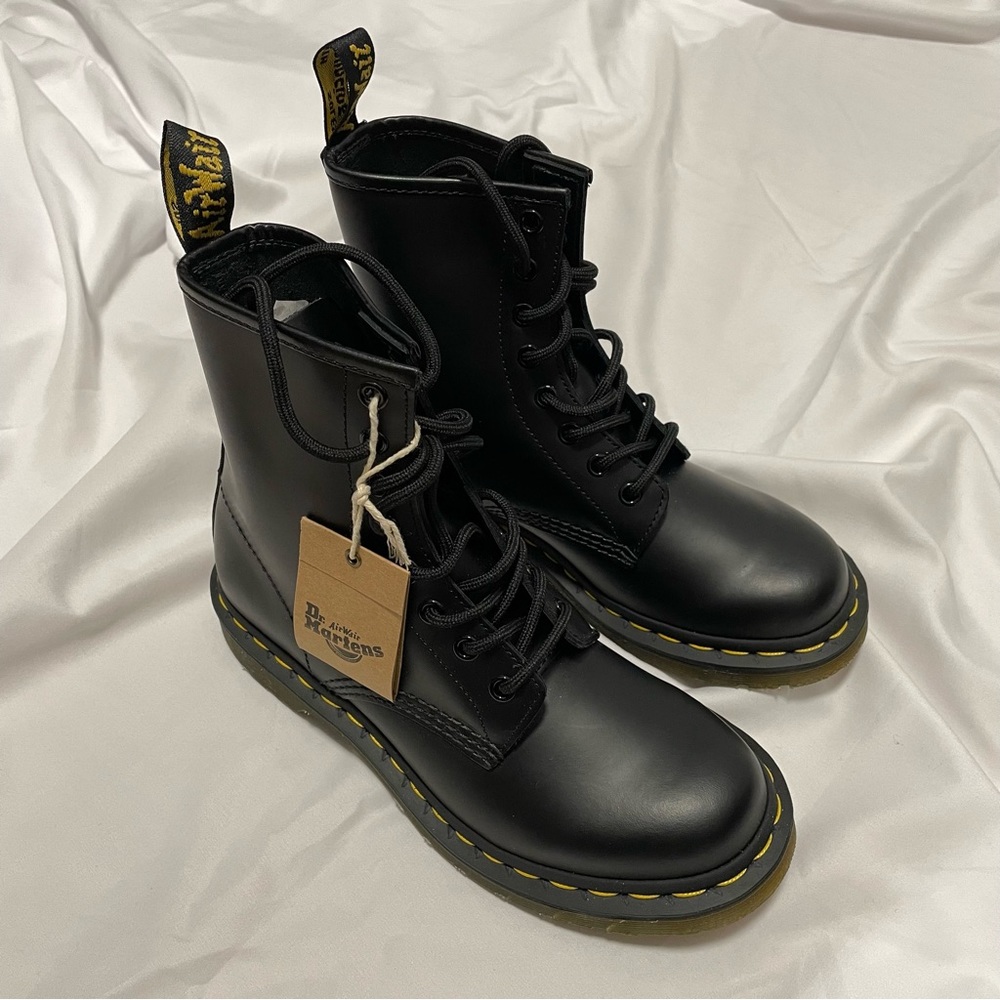 1460 Smooth Leather Dr. Martens Boots (NEW)